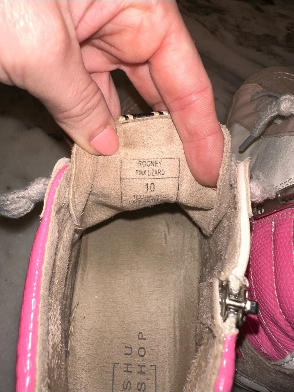 ShuShop Size 10 Rooney Pink Lizard Women’s Pink & White Mid-Top Casual‎ Sneakers